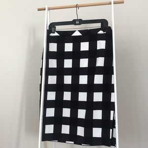 Black and white checked pencil skirt